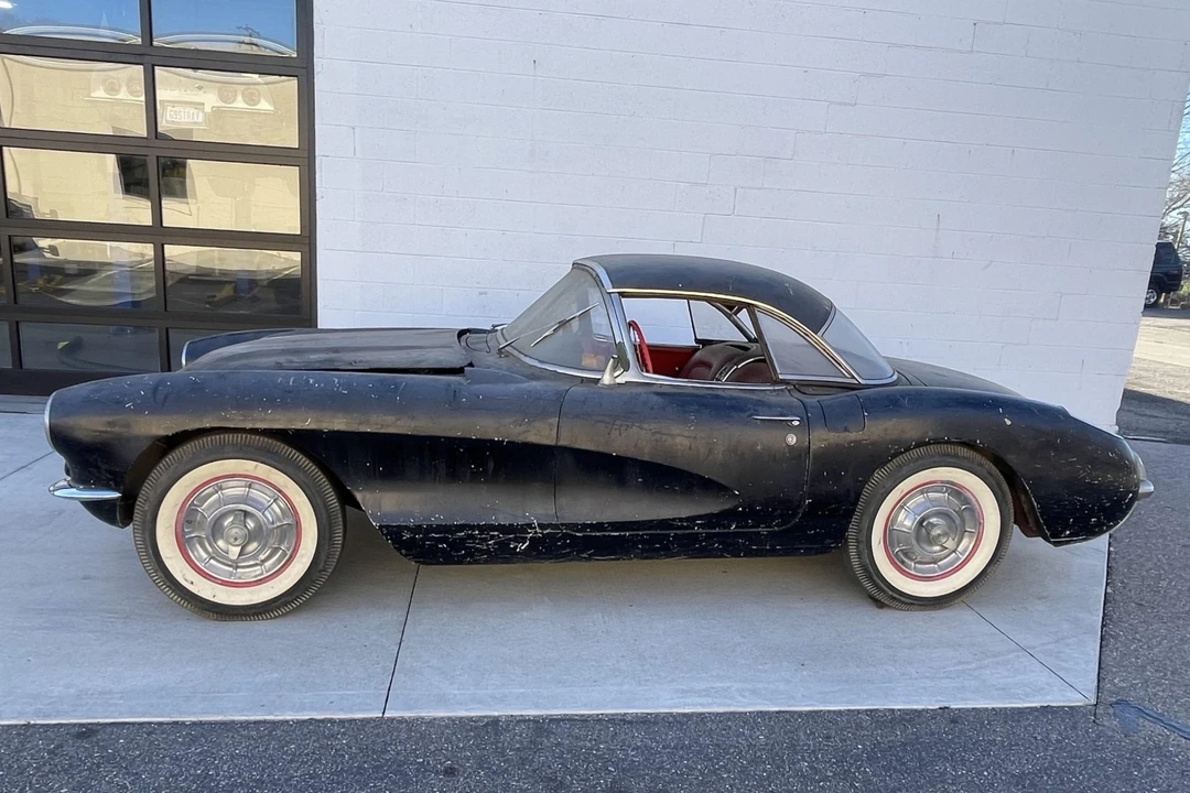 1957 Chevrolet Corvette C1 - Image 15 of 31