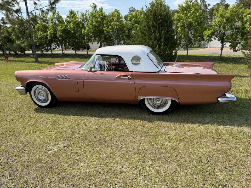 1957 Ford Thunderbird 1st Gen - Image 9 of 31