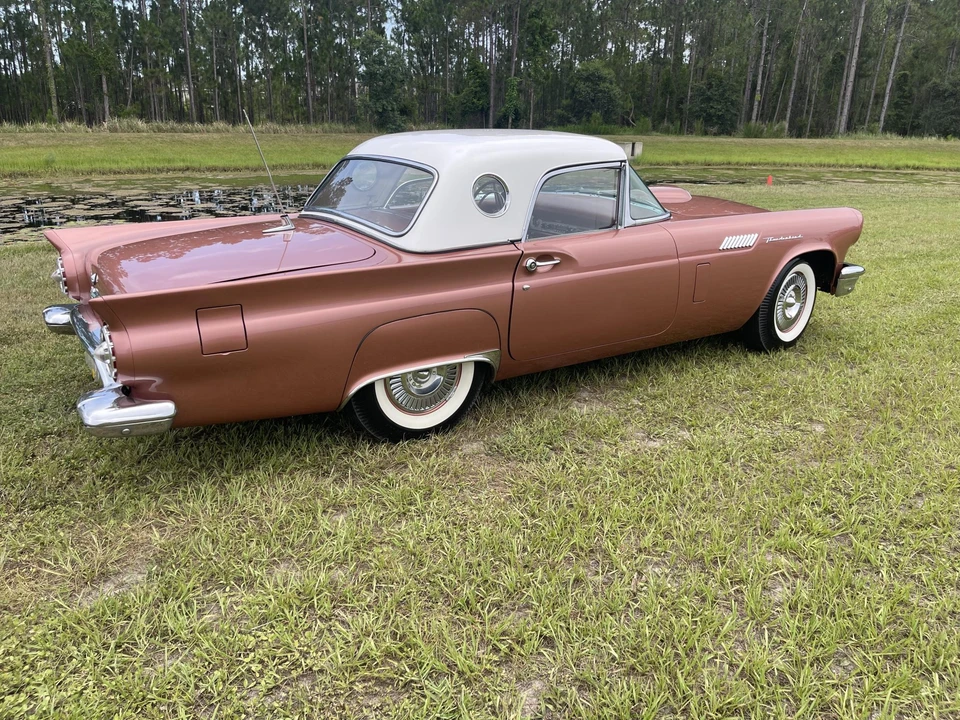 1957 Ford Thunderbird 1st Gen - Image 11 of 31