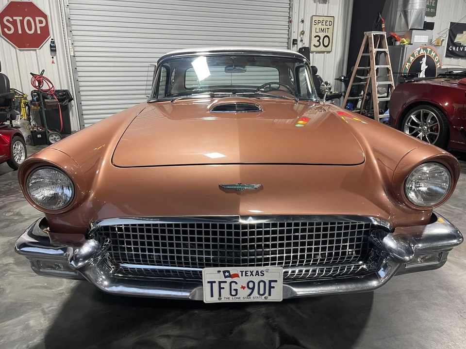 1957 Ford Thunderbird 1st Gen - Image 23 of 31