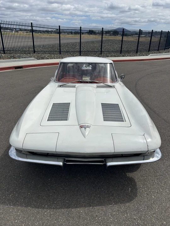 1963 Chevrolet Corvette C2 - Image 14 of 31