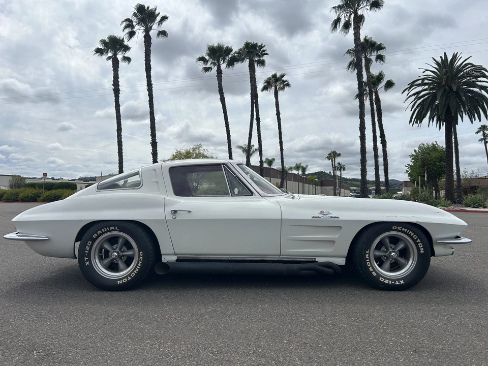 1963 Chevrolet Corvette C2 - Image 23 of 31