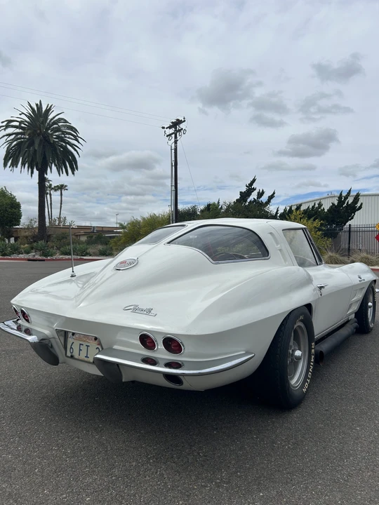 1963 Chevrolet Corvette C2 - Image 26 of 31
