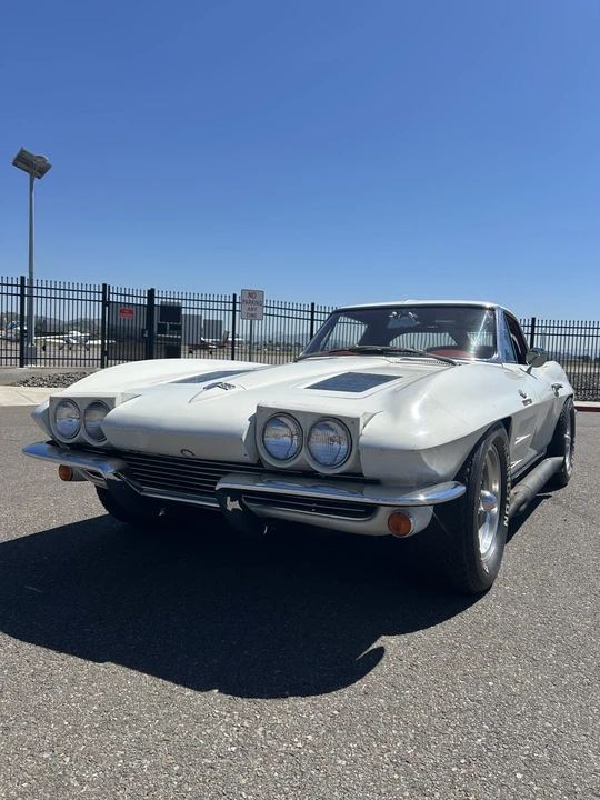 1963 Chevrolet Corvette C2 - Image 9 of 31