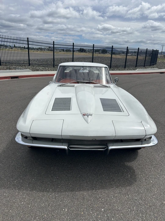 1963 Chevrolet Corvette C2 - Image 10 of 31