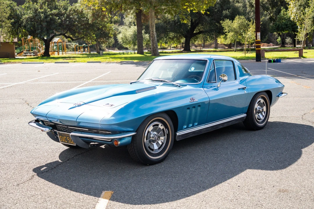 1966 Chevrolet Corvette C2 - Image 9 of 31