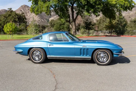 1966 Chevrolet Corvette C2 - Image 4 of 31