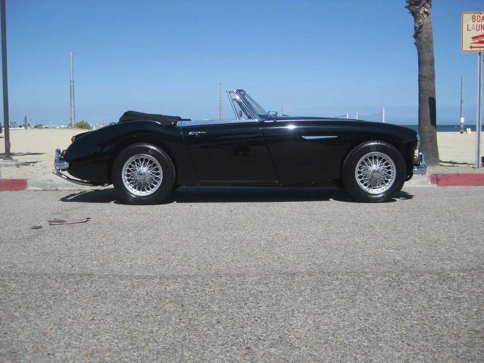 1967 Austin-Healey 3000 Mark III - Image 15 of 31
