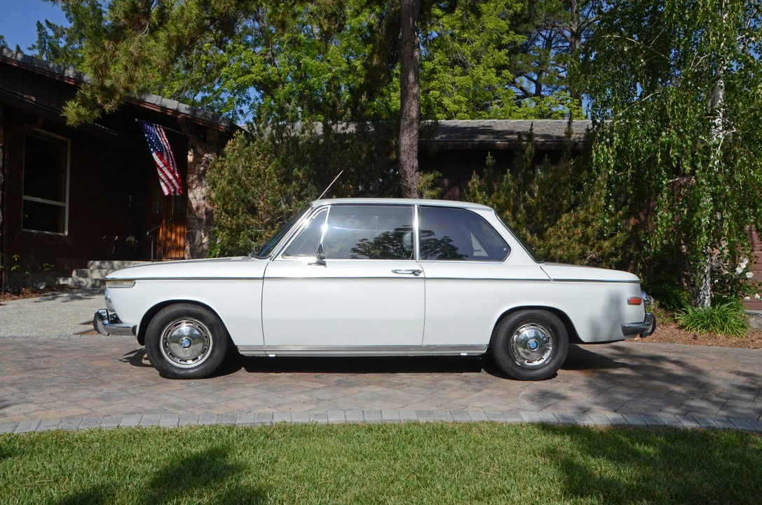 1969 BMW 2002 - Image 9 of 31