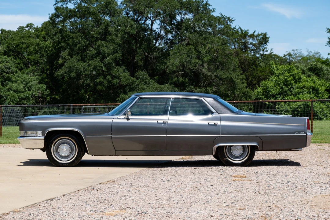 1969 Cadillac DeVille 3rd Gen - Image 8 of 31