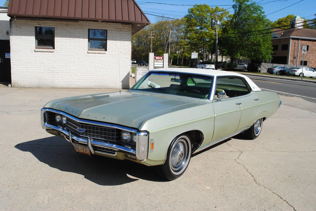 1969 Chevrolet Caprice - Image 2 of 31