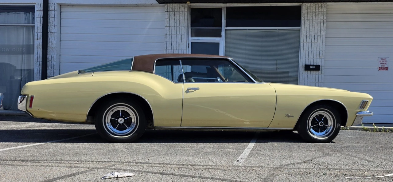 1971 Buick Riviera Boattail 3rd Gen - Image 7 of 31