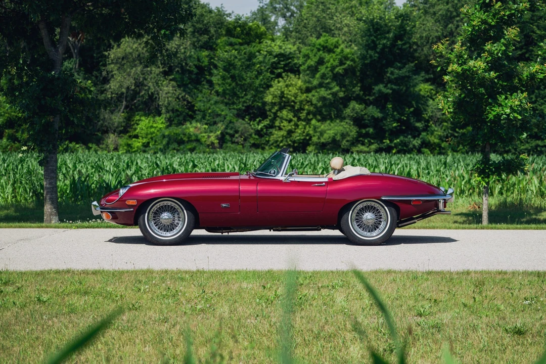 1971 Jaguar E-Type Series 2 - Image 2 of 31