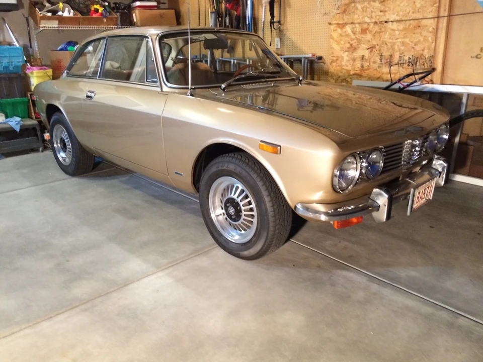 1972 Alfa Romeo 2000 GT Veloce - Image 3 of 31