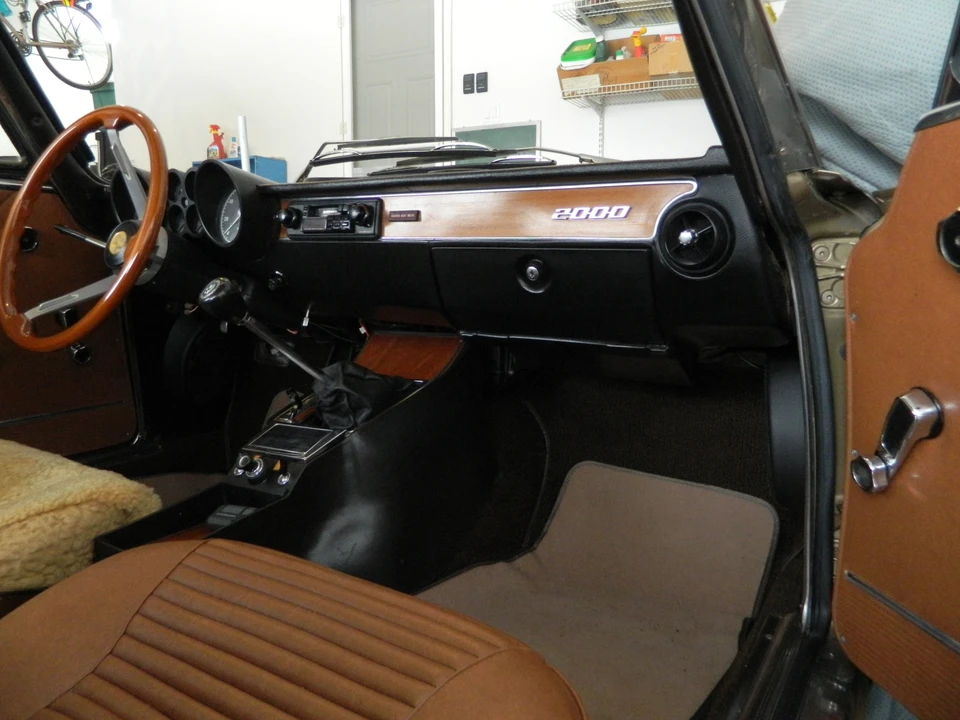 1972 Alfa Romeo 2000 GT Veloce - Image 28 of 31