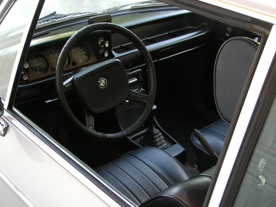 1975 BMW 2002 - Image 20 of 31