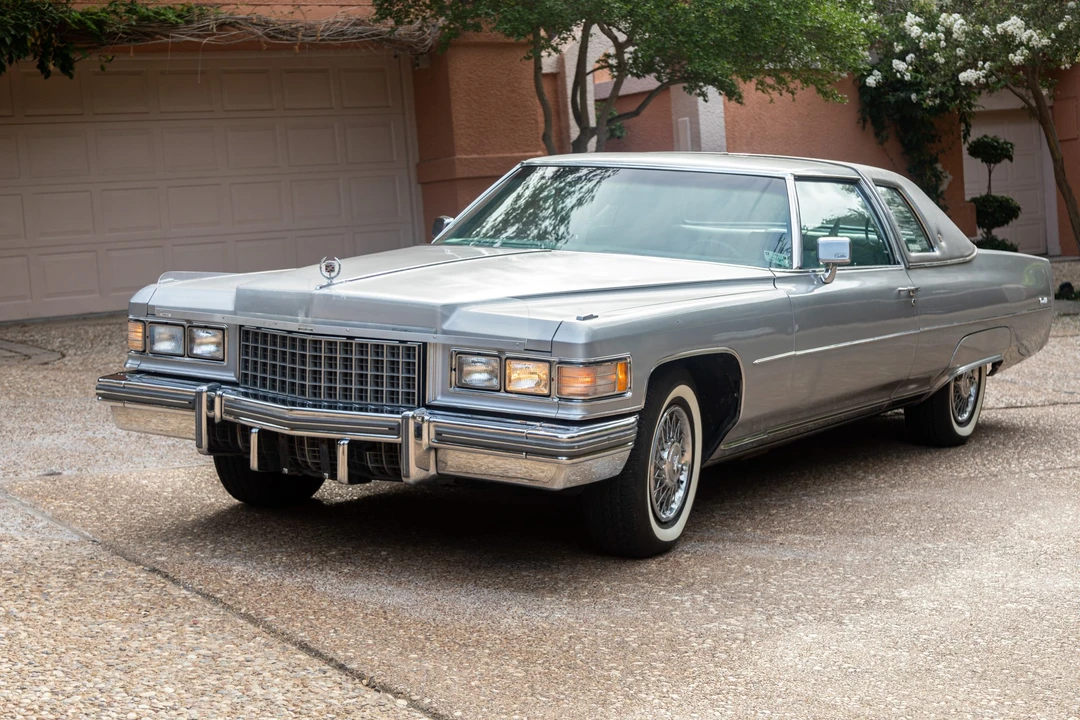 1976 Cadillac DeVille 4th Gen - Image 8 of 31