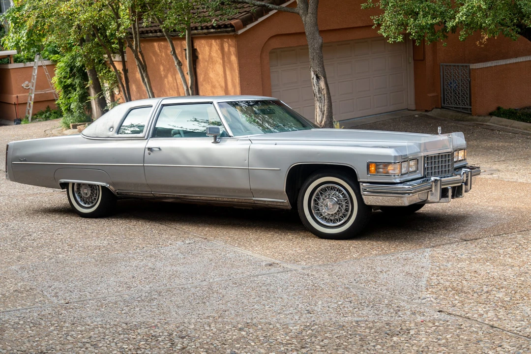 1976 Cadillac DeVille 4th Gen - Image 2 of 31