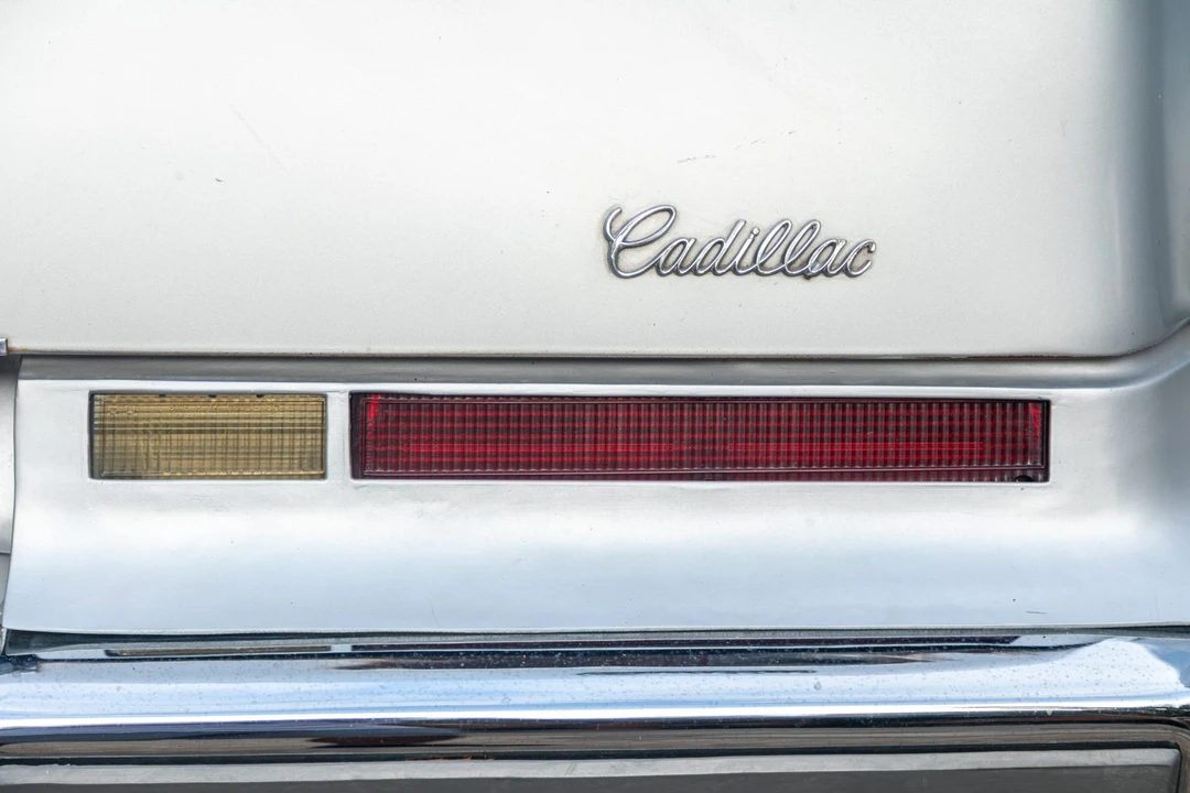 1976 Cadillac DeVille 4th Gen - Image 26 of 31