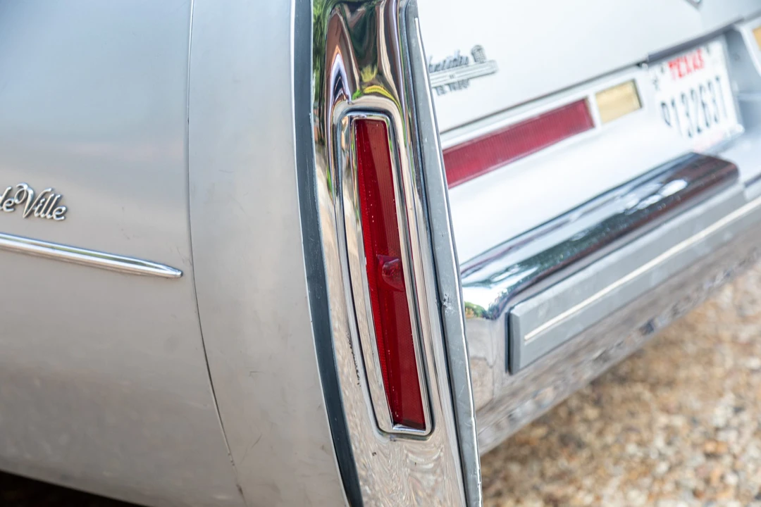 1976 Cadillac DeVille 4th Gen - Image 27 of 31