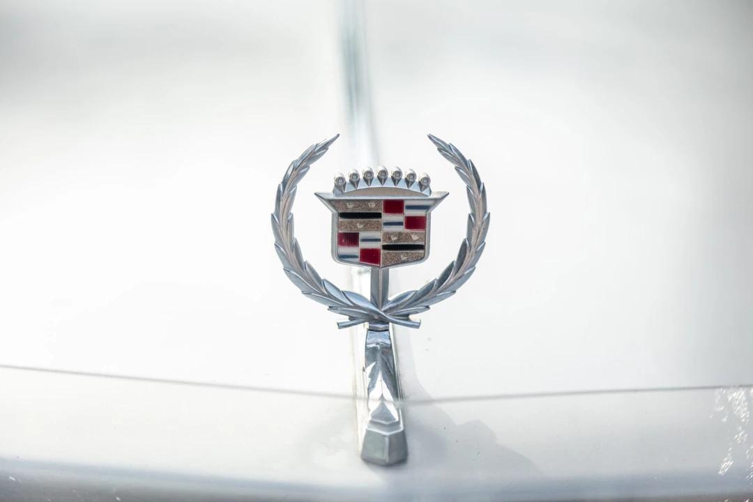 1976 Cadillac DeVille 4th Gen - Image 17 of 31