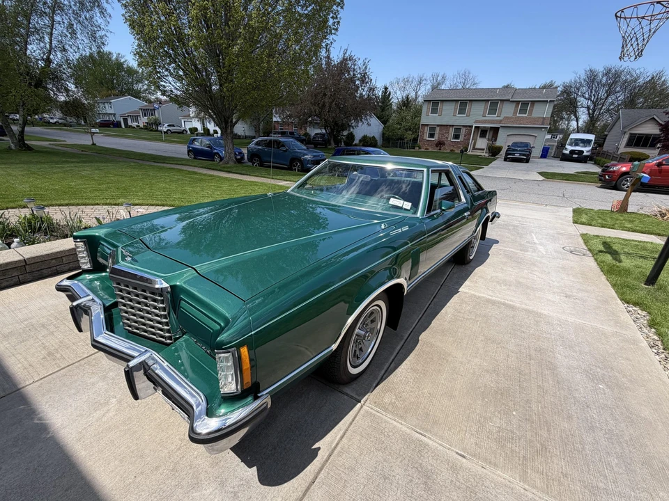 1977 Ford Thunderbird 7th Gen - Image 7 of 31