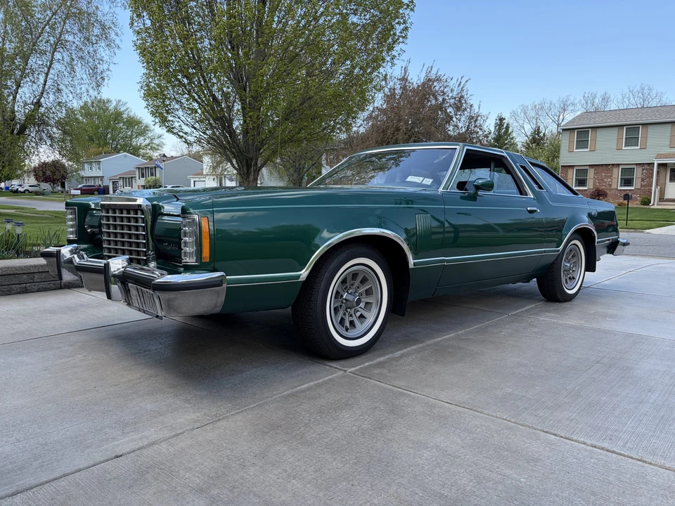 1977 Ford Thunderbird 7th Gen - Image 5 of 31