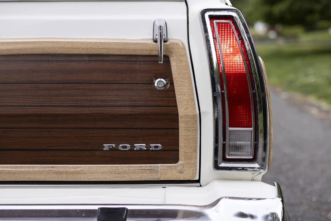 1978 Ford Country Squire - Image 12 of 31