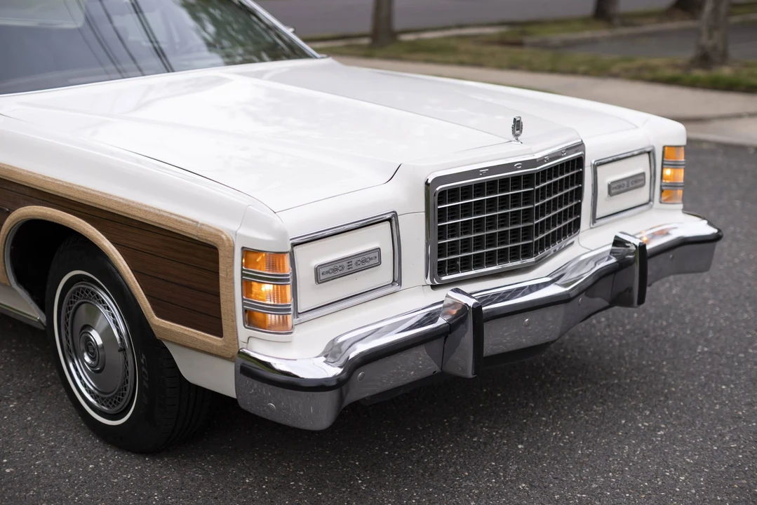 1978 Ford Country Squire - Image 6 of 31