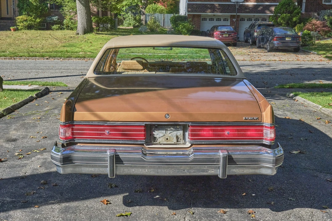 1979 Buick Electra - Image 13 of 31