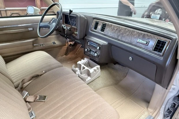1981 Chevrolet El Camino 4th Gen - Image 4 of 8