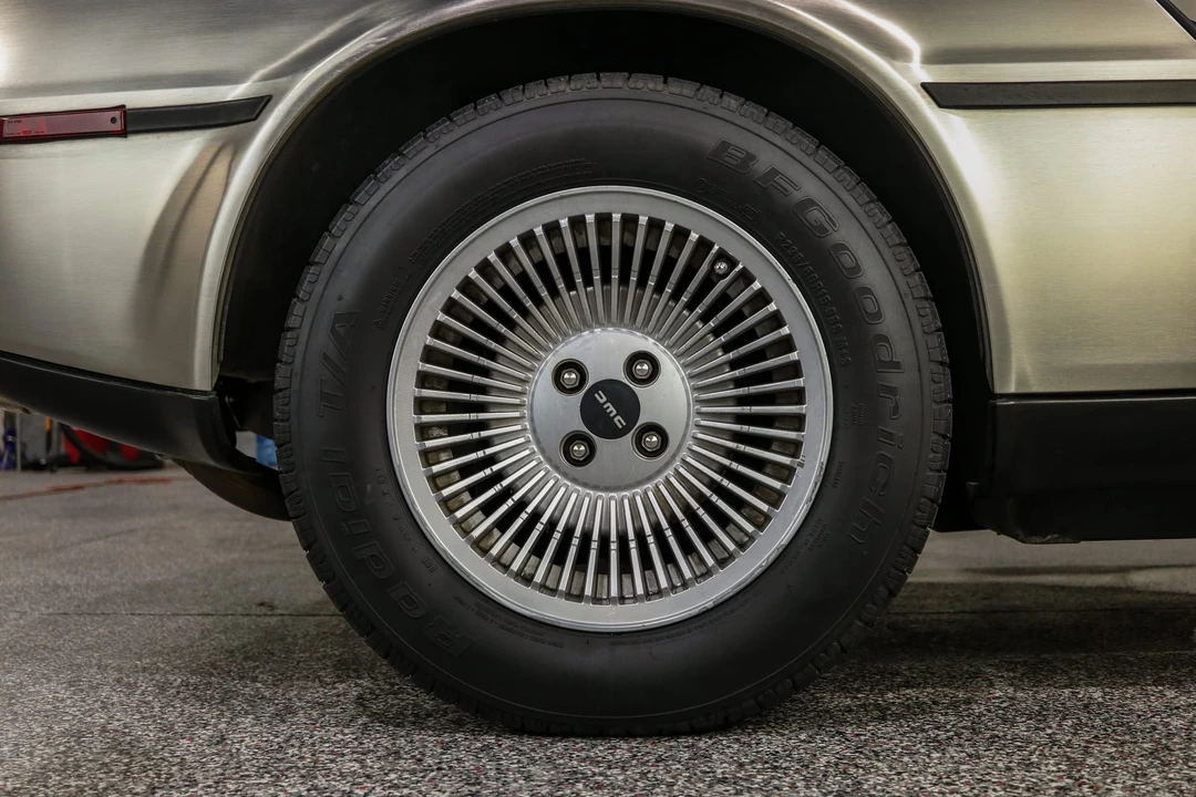 1981 DeLorean DMC-12 - Image 15 of 31