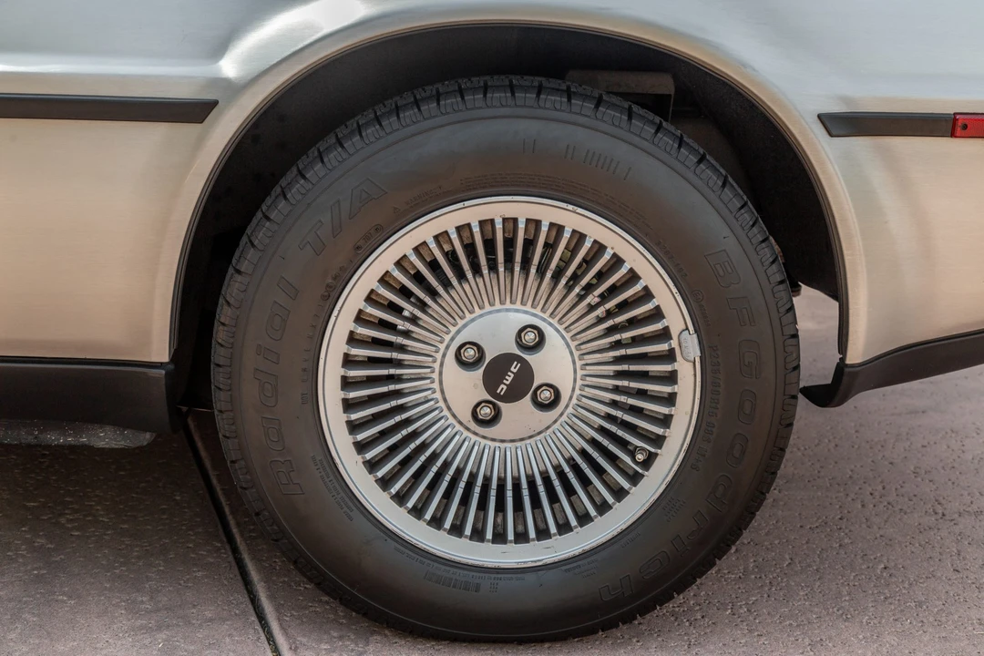 1981 DeLorean DMC-12 - Image 28 of 31