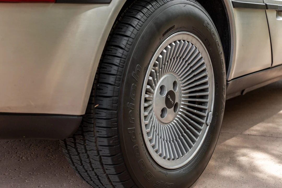 1981 DeLorean DMC-12 - Image 24 of 31