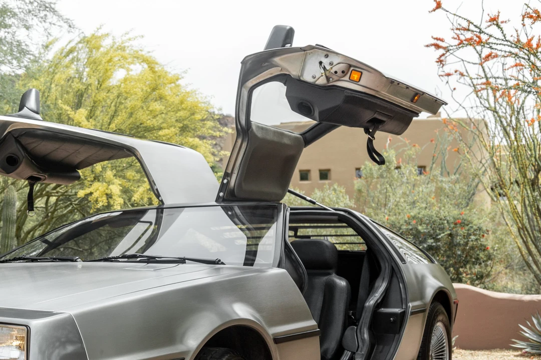 1981 DeLorean DMC-12 - Image 30 of 31