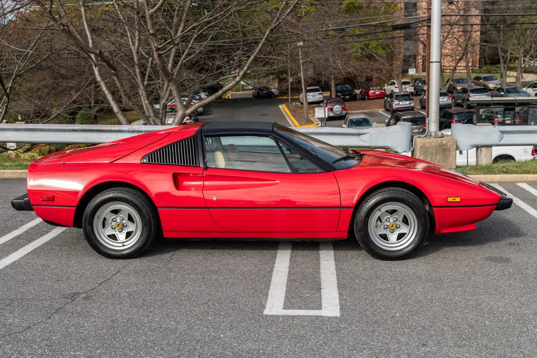 1981 Ferrari 308 GTS - Image 13 of 31