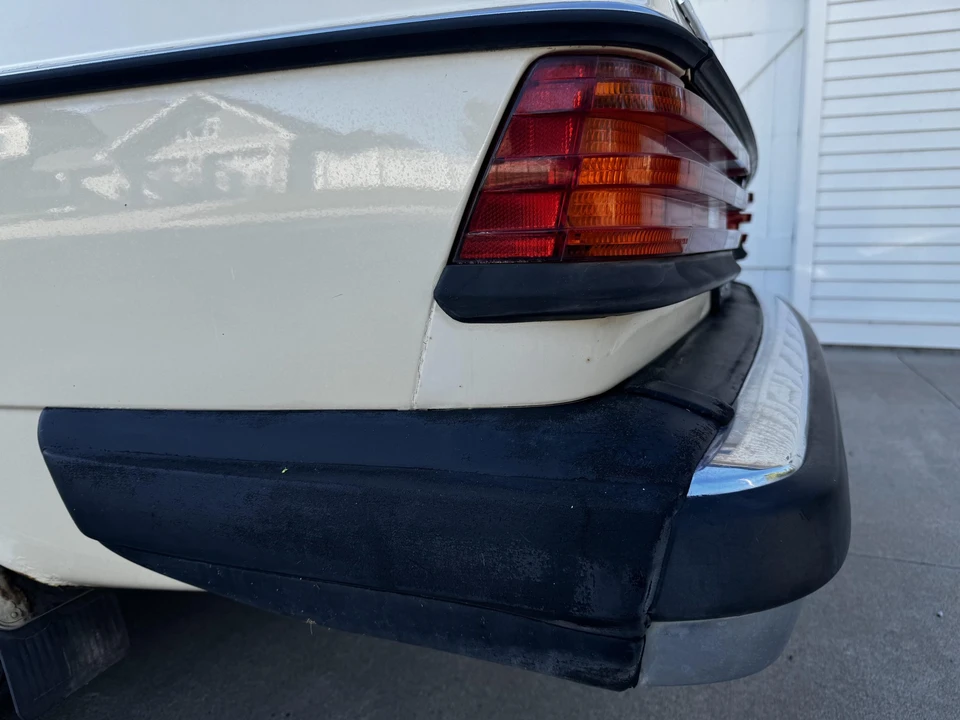 1981 Mercedes-Benz W123 Sedan - Image 23 of 31