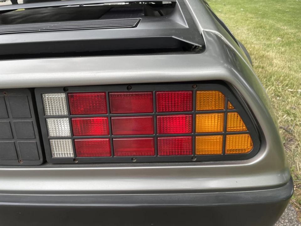 1982 DeLorean DMC-12 - Image 28 of 31