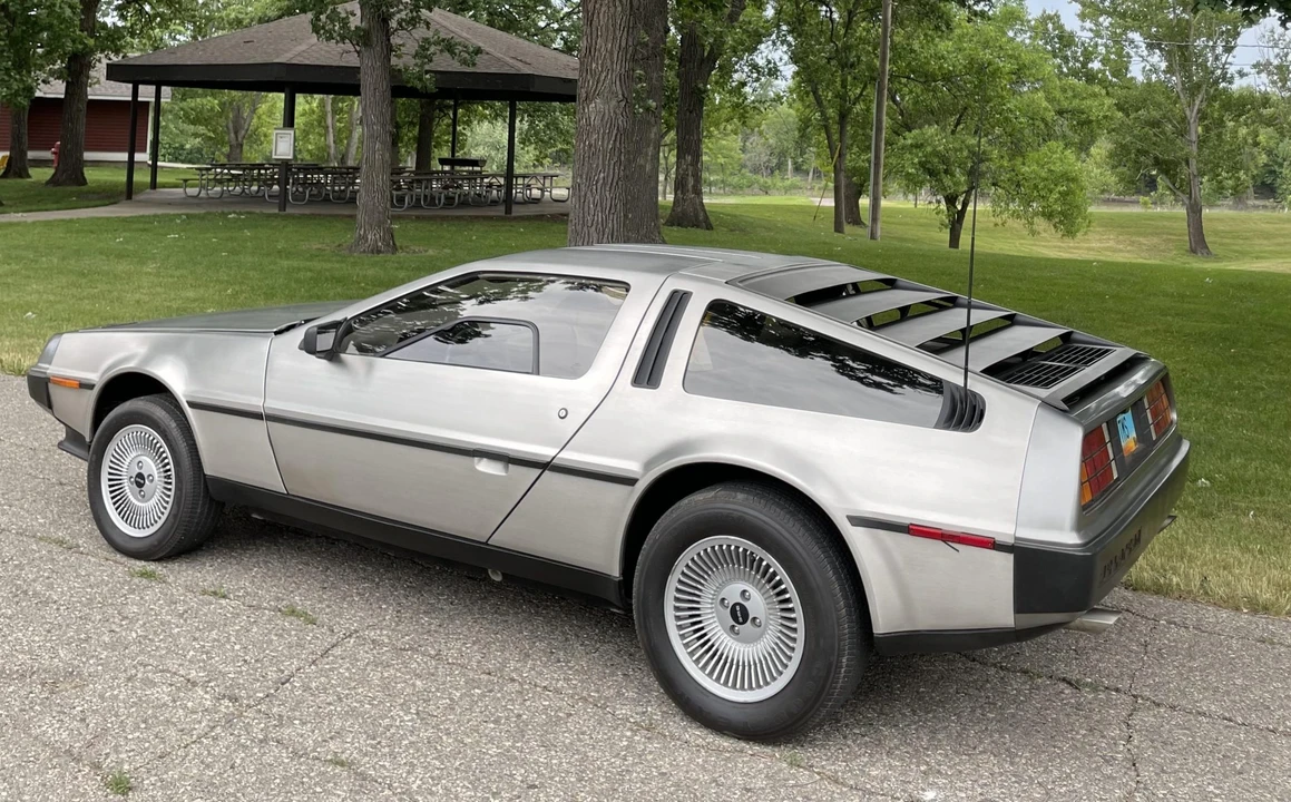 1982 DeLorean DMC-12 - Image 15 of 31