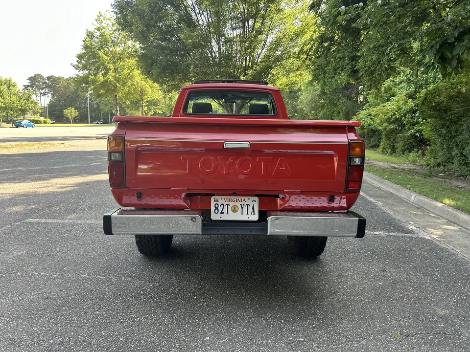 1982 Toyota Hilux 3rd Gen - Image 9 of 31