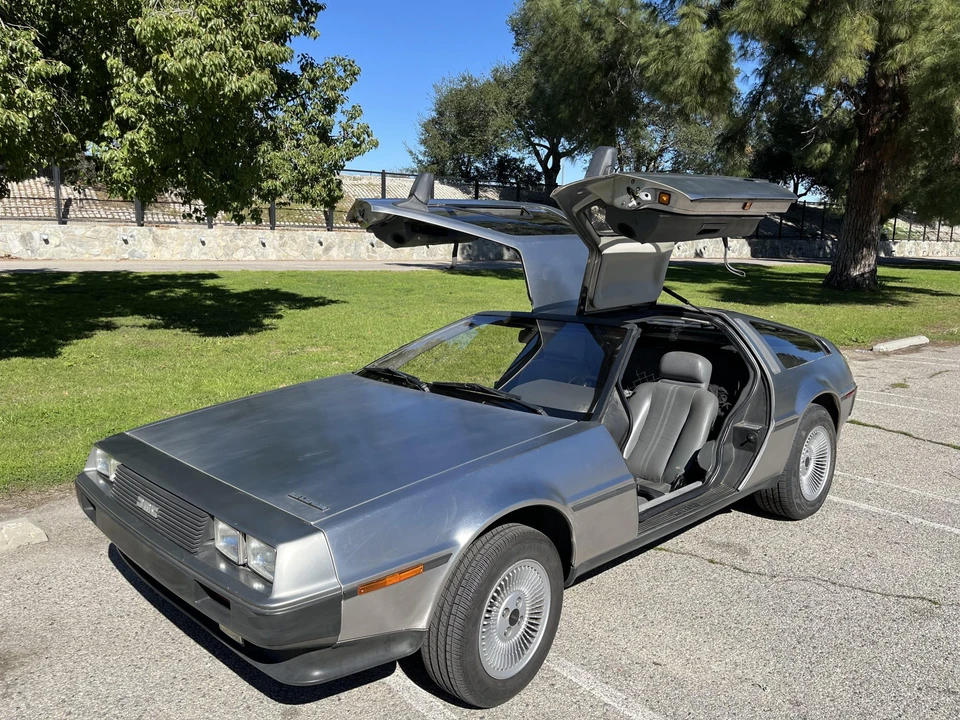 1983 DeLorean DMC-12 - Image 29 of 31