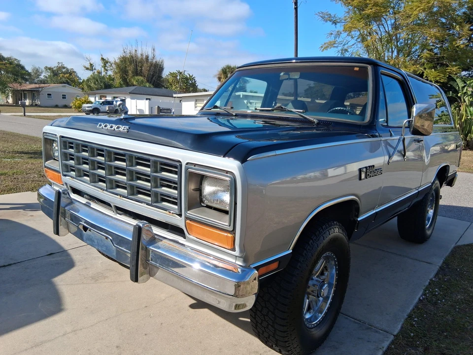 1983 Dodge Ramcharger - Image 3 of 31