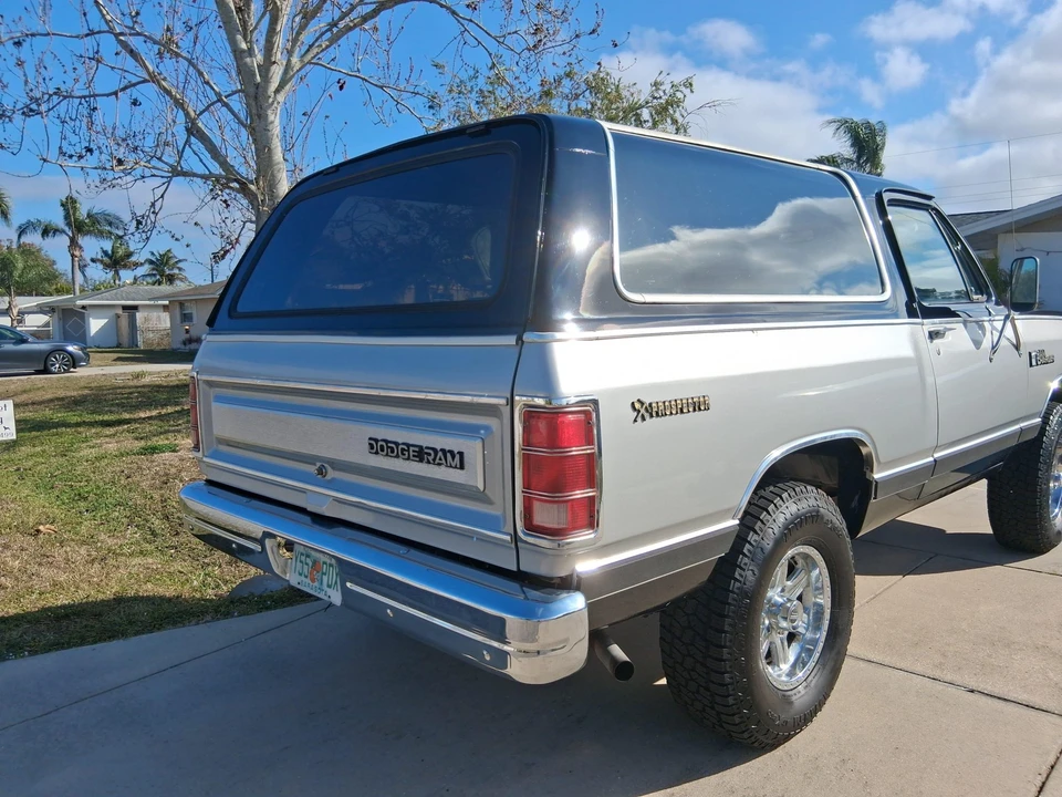 1983 Dodge Ramcharger - Image 14 of 31