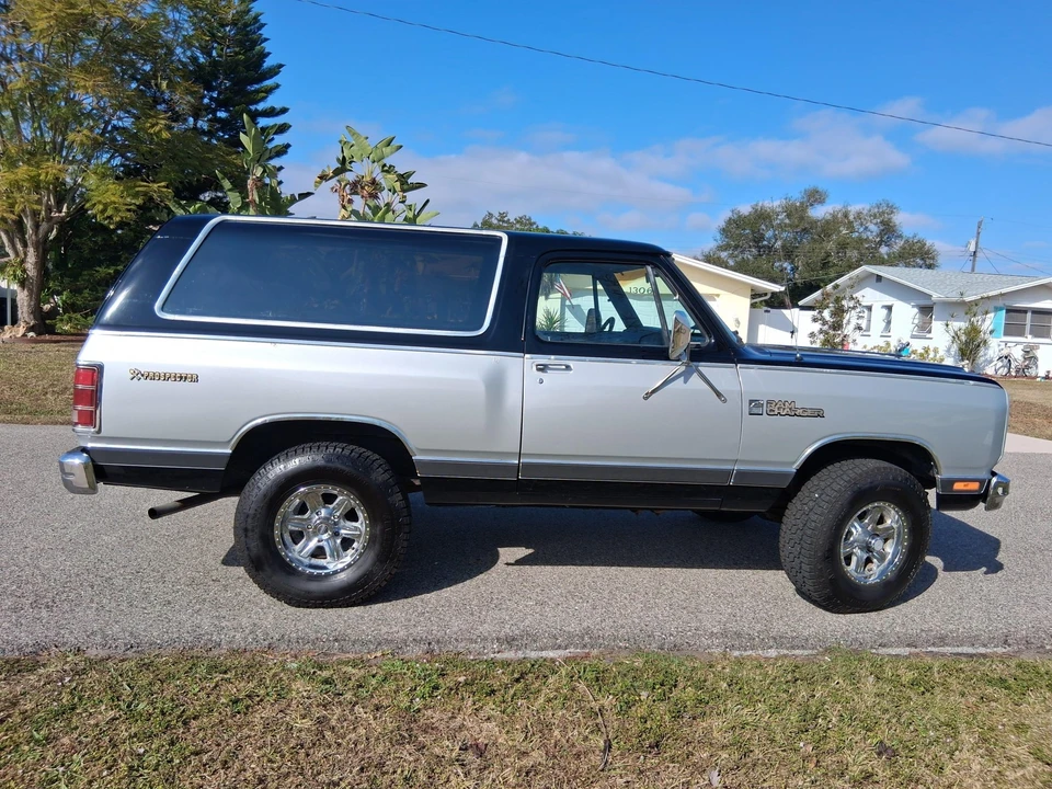 1983 Dodge Ramcharger - Image 8 of 31