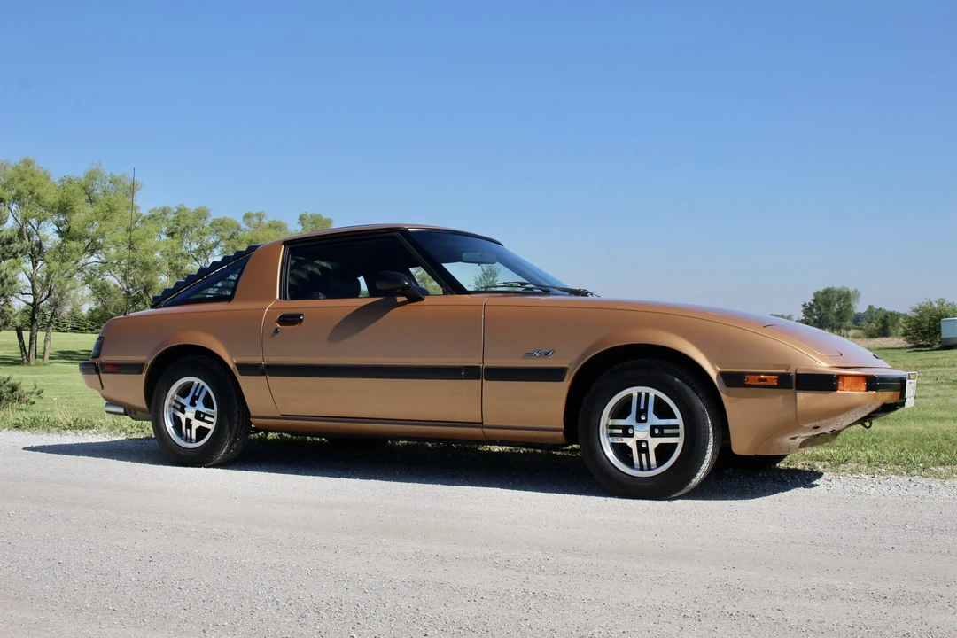 1983 Mazda RX-7 SA & FB - Image 7 of 31