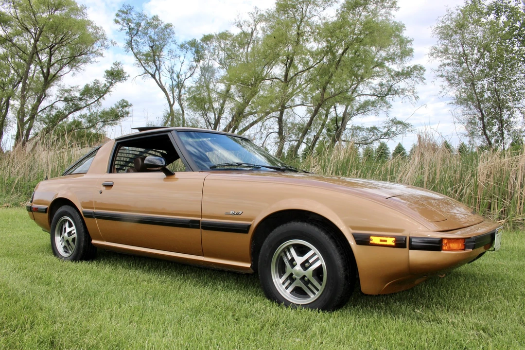 1983 Mazda RX-7 SA & FB - Image 8 of 31