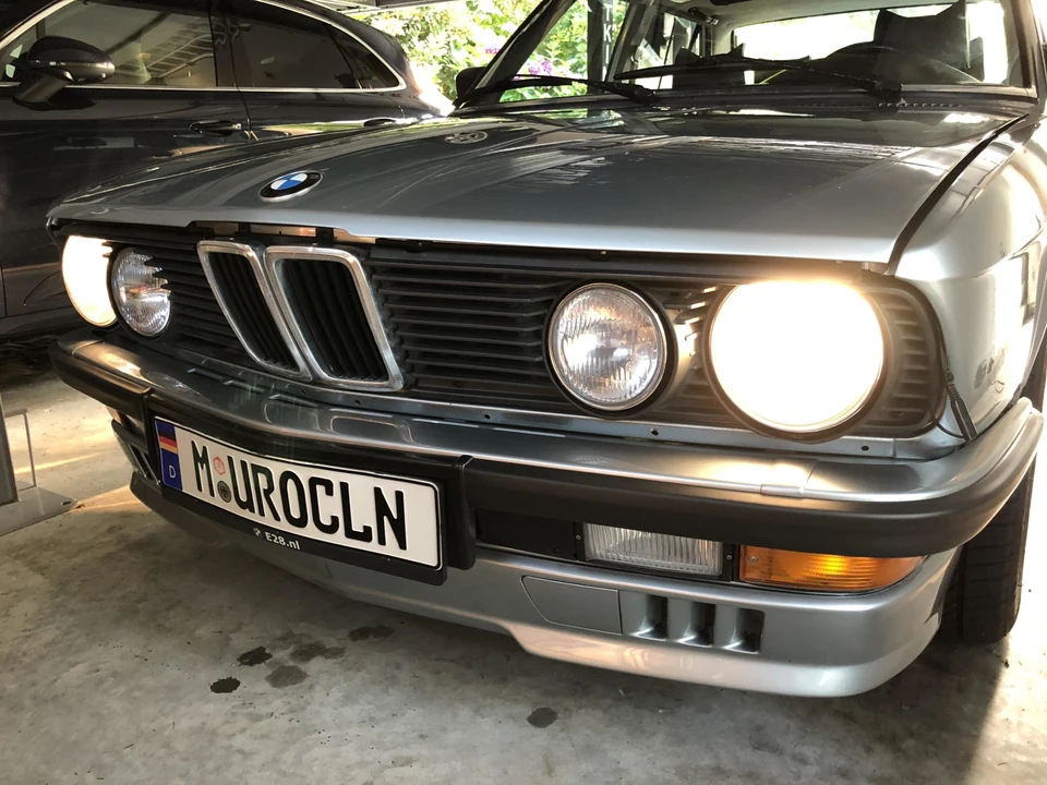1984 BMW E28 5 Series - Image 12 of 31