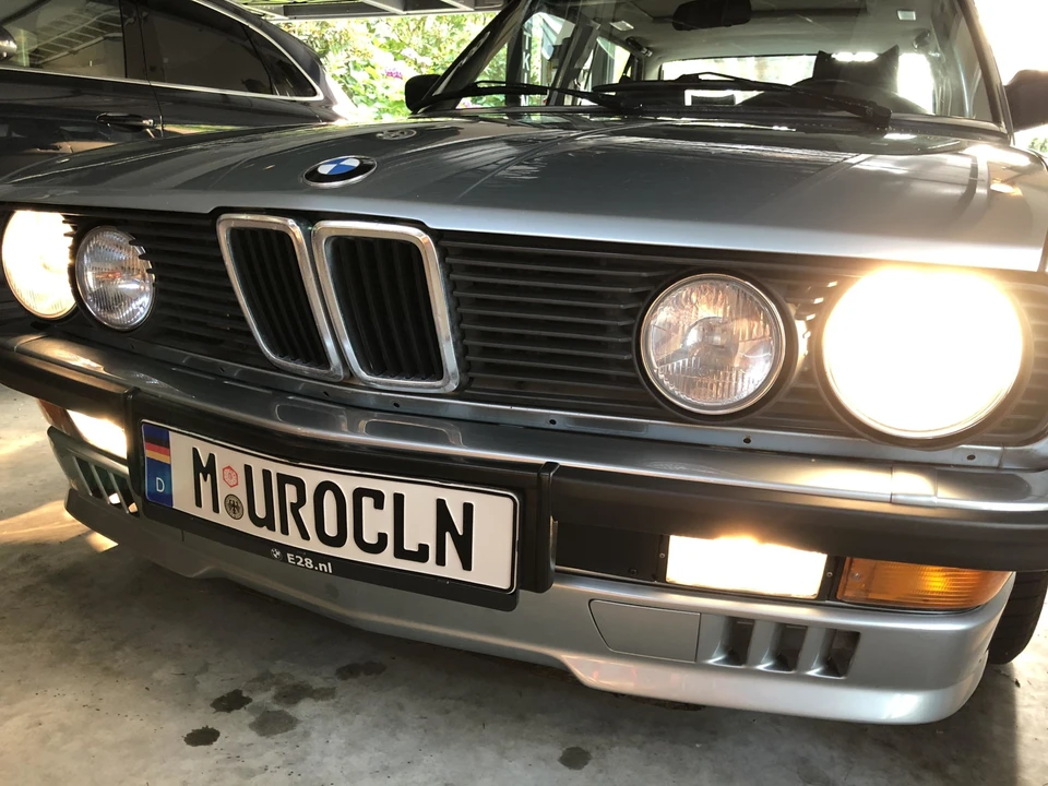 1984 BMW E28 5 Series - Image 11 of 31