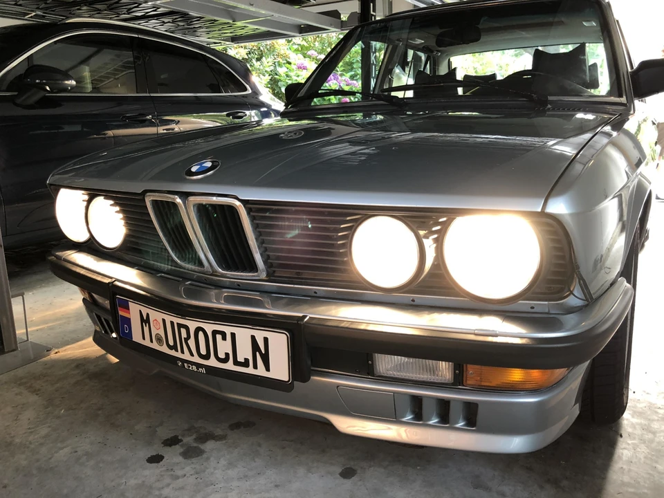 1984 BMW E28 5 Series - Image 13 of 31