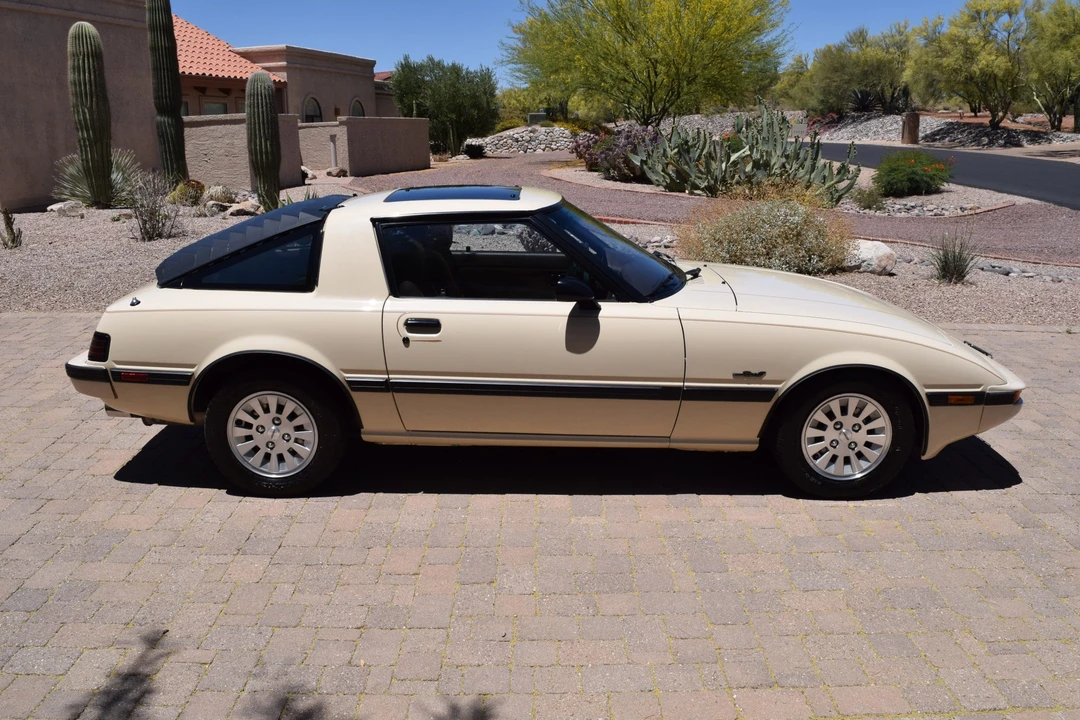 1984 Mazda RX-7 SA & FB - Image 5 of 31